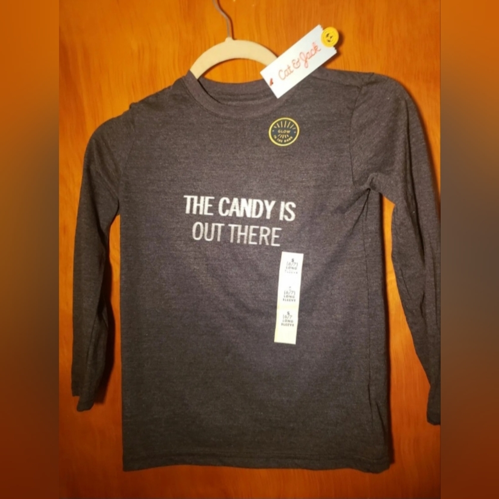 Cat&Jack Top Size S 6/7